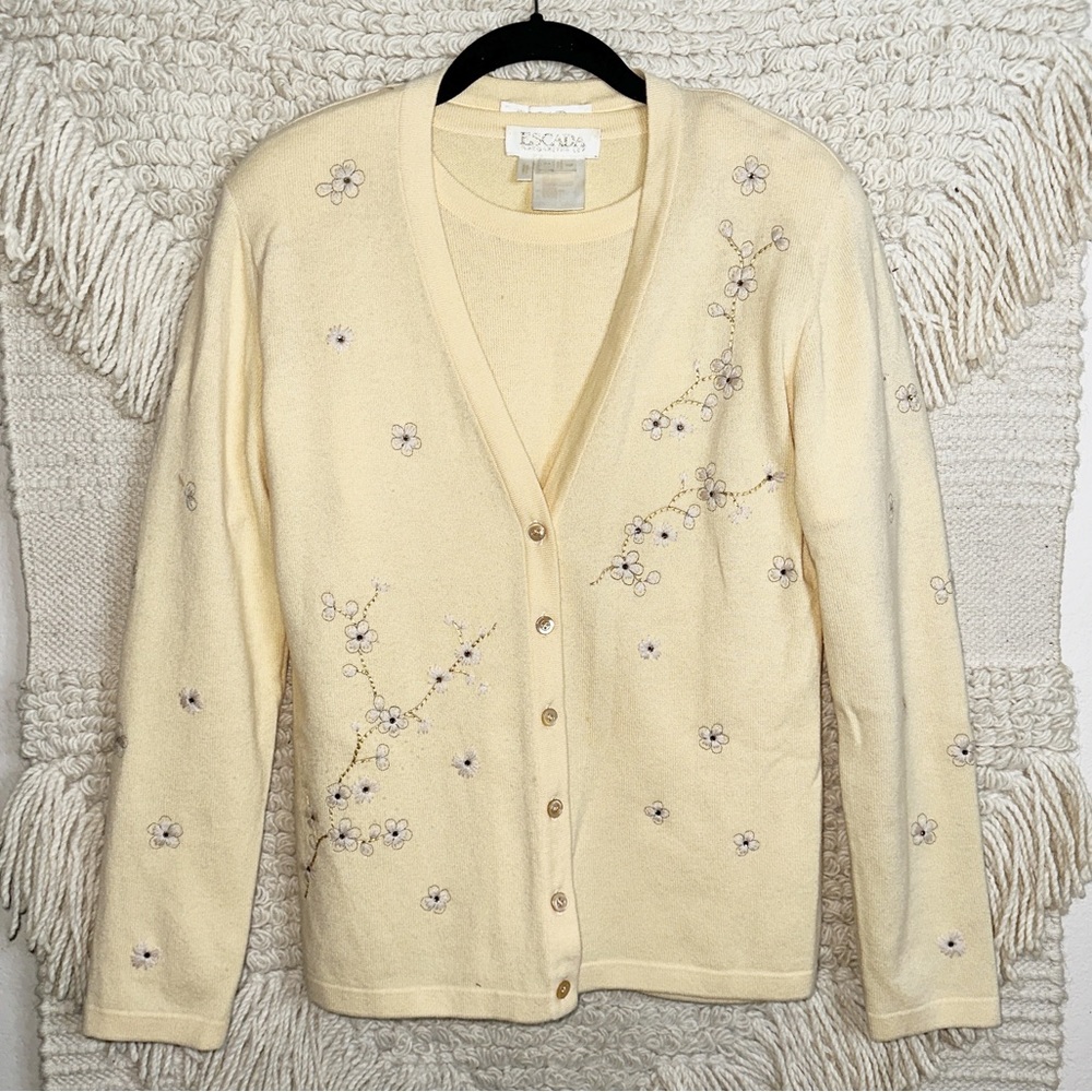 ESCADA vintage pale yellow wool-cashmere-silk cardigan two-piece set M